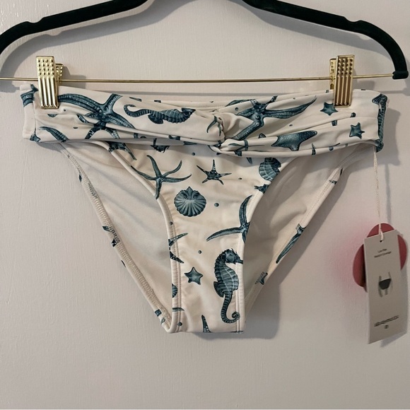 Agua Bendita Other - NWT Agua Bendita Bikini Bottoms Low Rise Medium Coverage Sea Horse Starfish S
